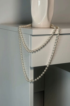 Collar de perlas blanco